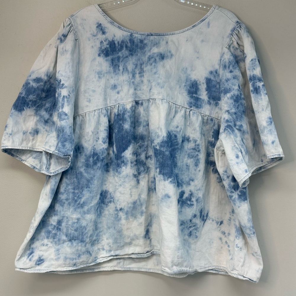 Old Navy Blue and White Tie-Dye Blouse tie up back flowy baby doll shirt size XL - Picture 1 of 7
